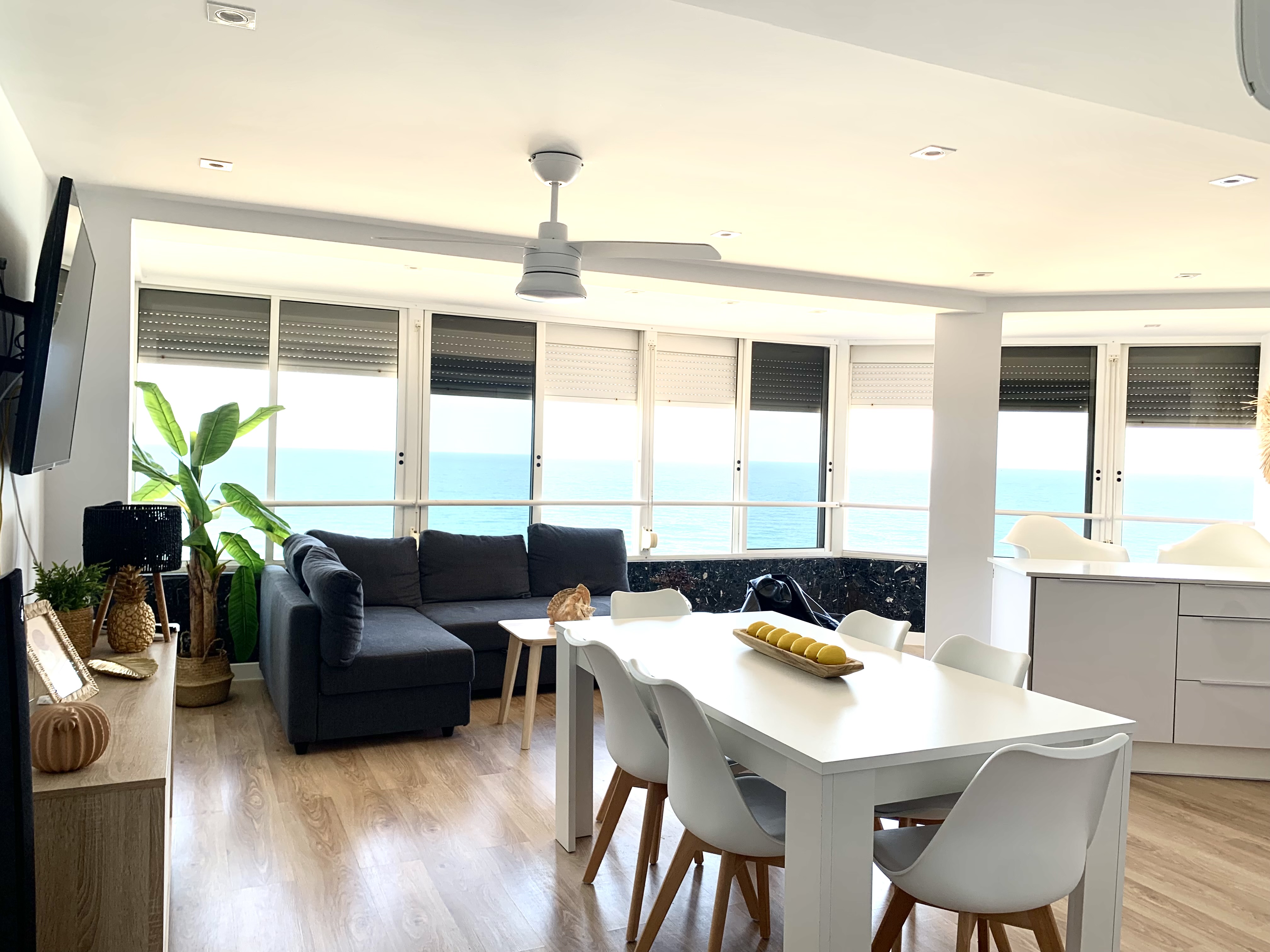 Ático primera linea playa Gandia — Gandía · 1000€/mes