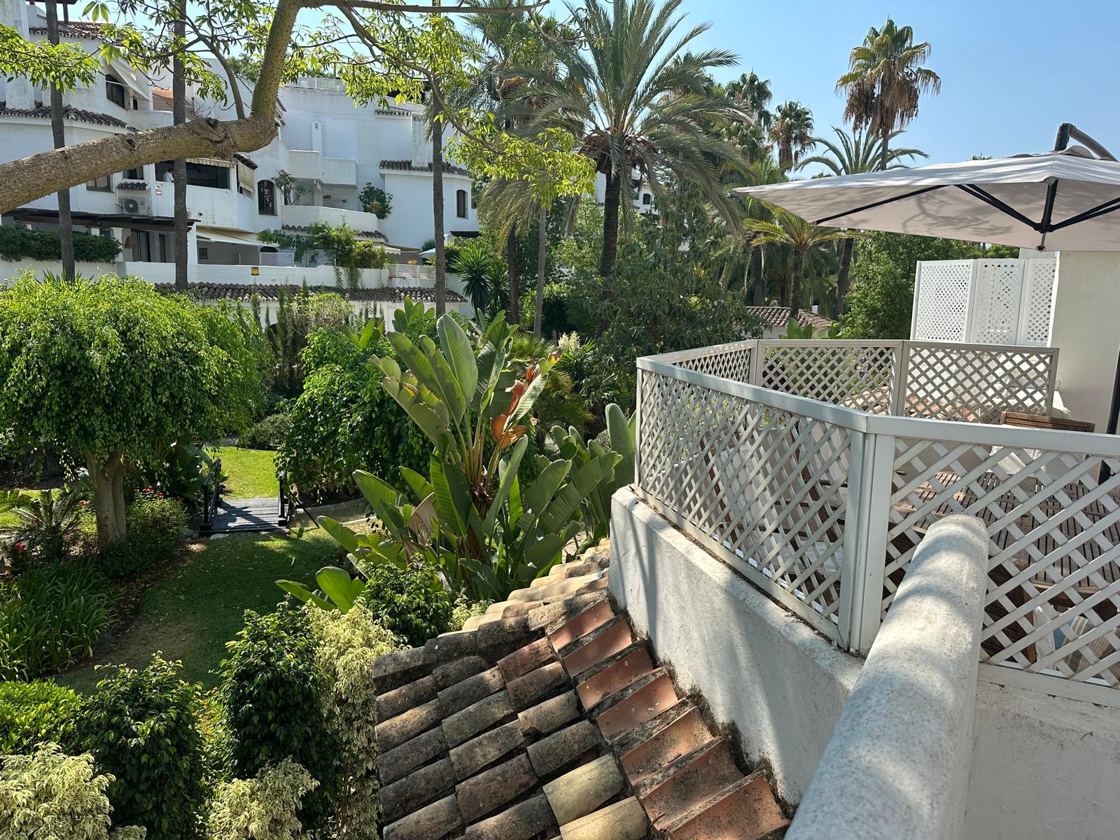 Alquiler de piso en Avenida de Mencey, 8, Real de Zaragoza, Marbella — Marbella · 2300€/me