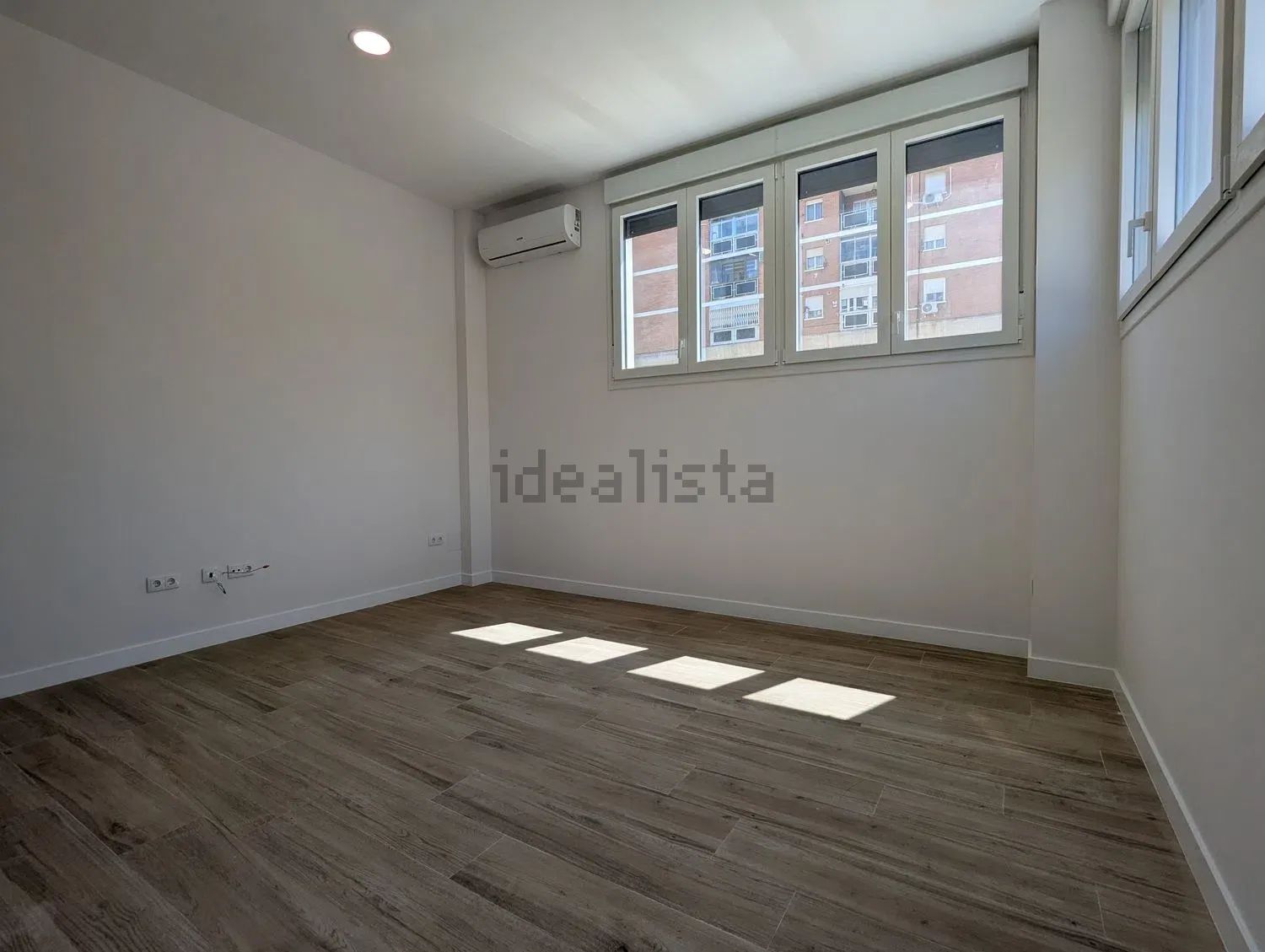 Piso en Calle de Montes de Barbanza, 9, Casco Histórico de Vallecas, Madrid — Madrid · 275