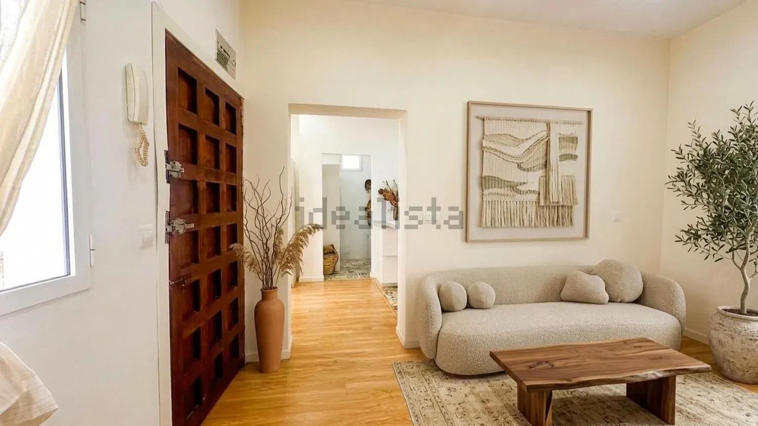 Piso en Calle del Salitre, 27, Lavapiés-Embajadores, Madrid — Madrid · 189500€/mes