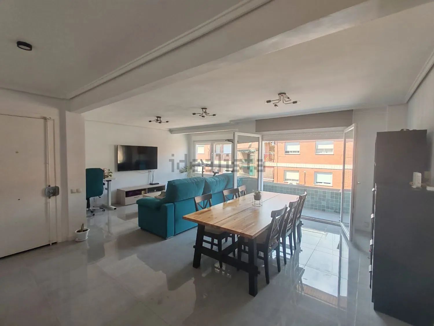 Ático en Calle de Pintor Stolz, 67, Nou Moles, València — València · 450000€/mes