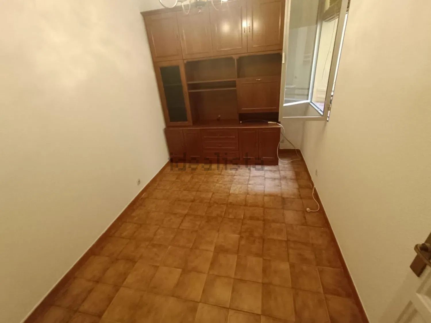 Piso en Avenida de Oporto, Abrantes, Madrid — Madrid · 219000€/mes