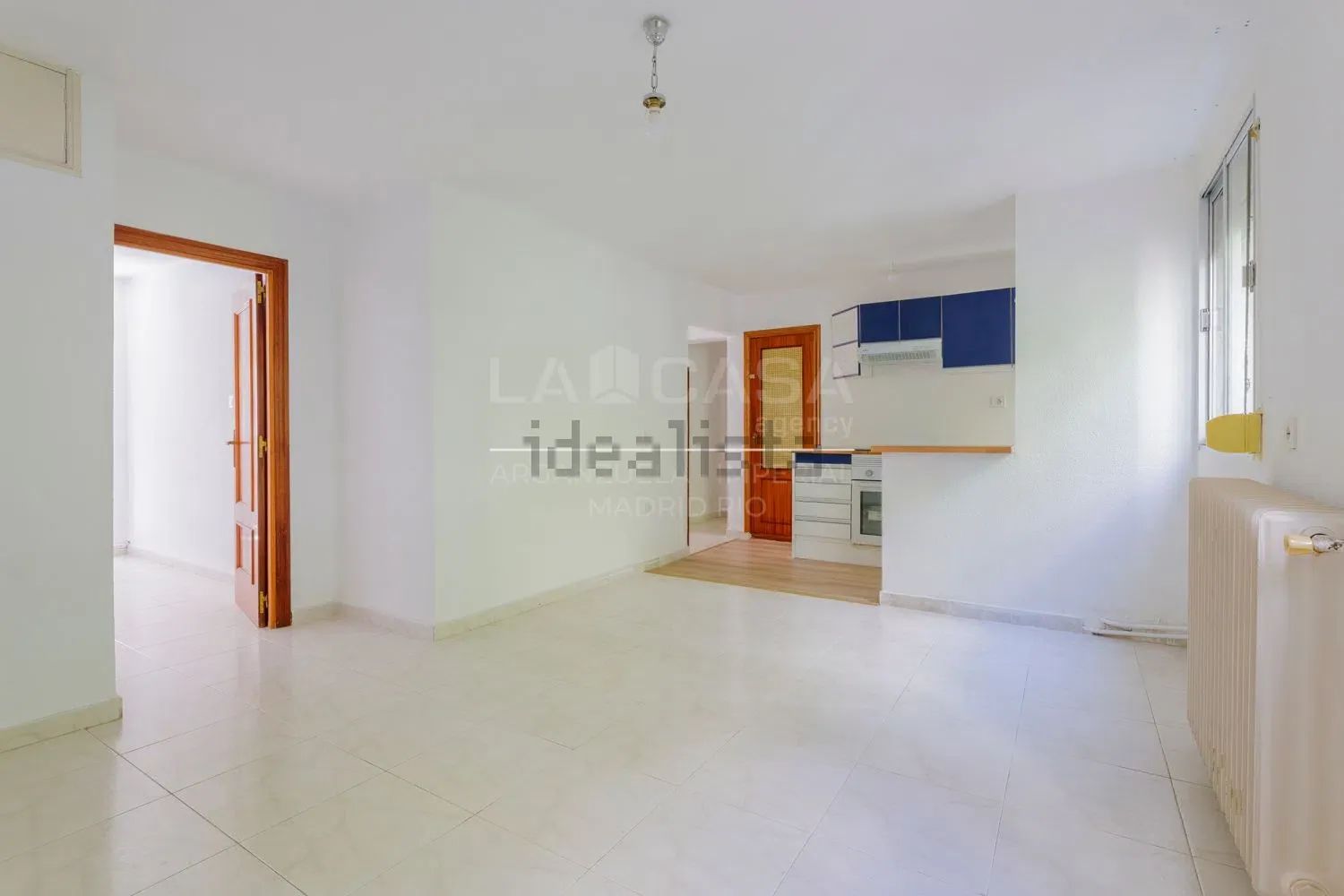 Piso en Calle de Cuart de Poblet, Lucero, Madrid — Madrid · 249000€/mes