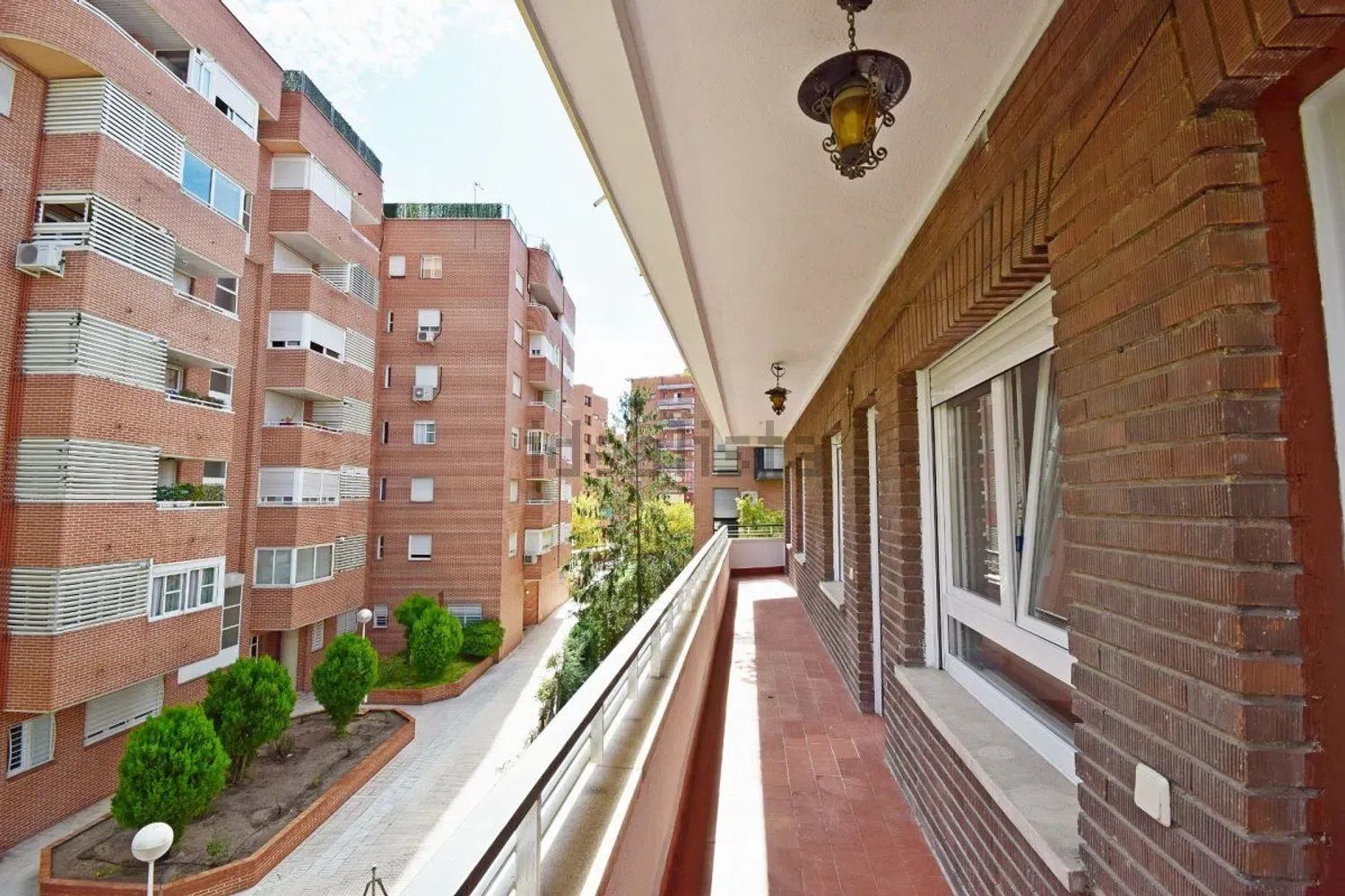 Piso en Calle de Numancia, Bellas Vistas, Madrid — Madrid · 1950€/mes