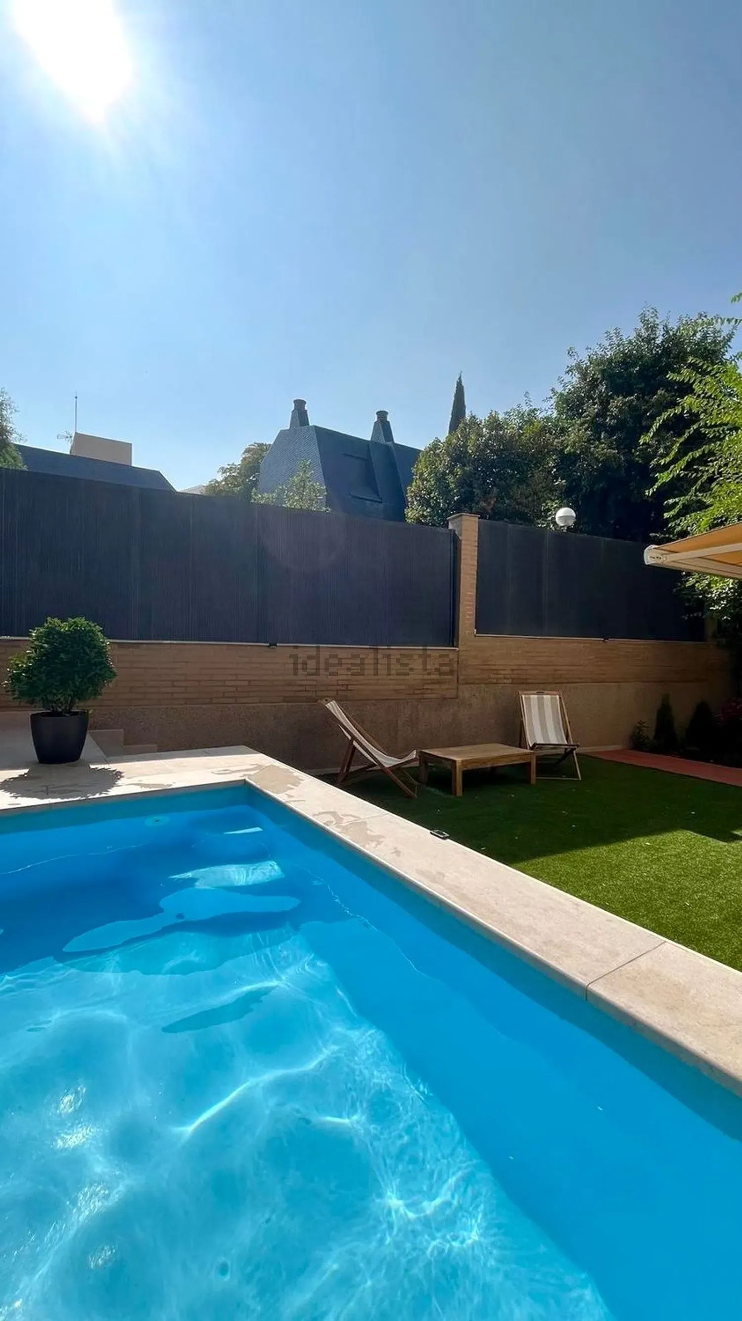 Dúplex en Calle del Estrecho de Mesina, 5, San Juan Bautista, Madrid — Madrid · 1395000€/m