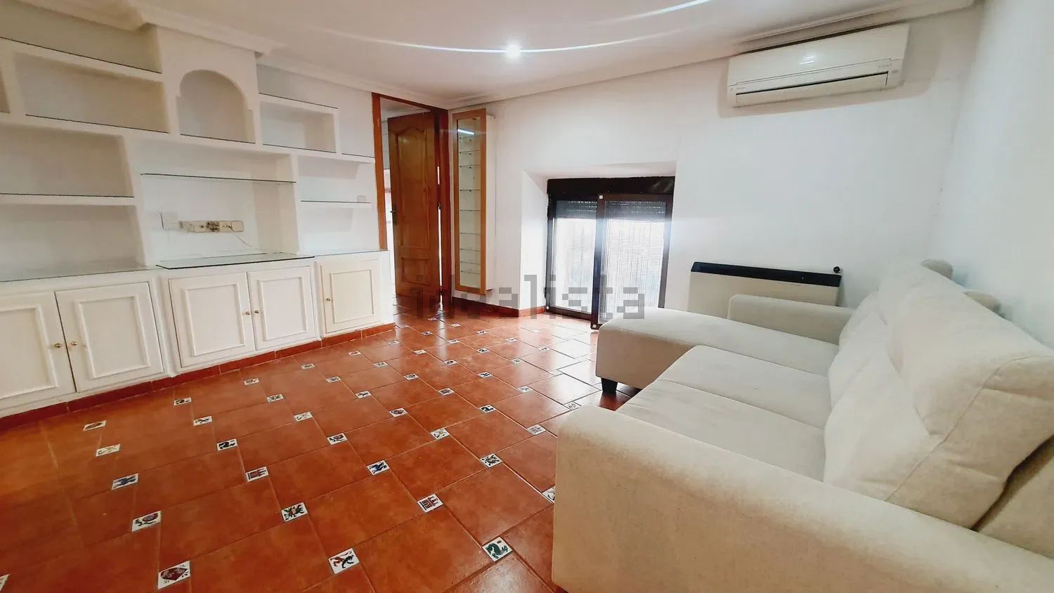 Dúplex en Calle del Robledillo s/n, Nuevos Ministerios-Ríos Rosas, Madrid — Madrid · 1300€