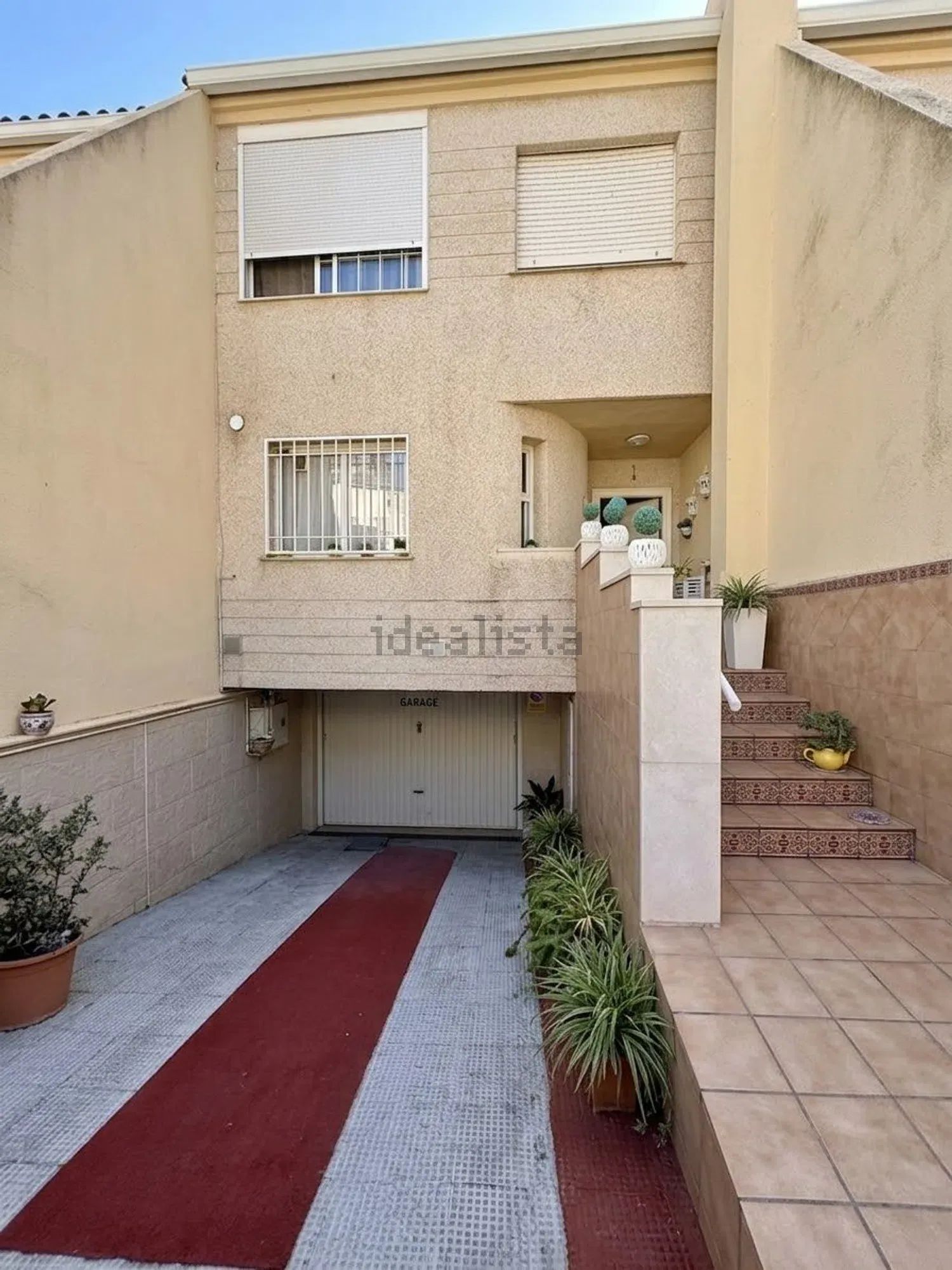 Chalet adosado en Calle 298, 6, La Cañada, Paterna — Paterna · 2700€/mes