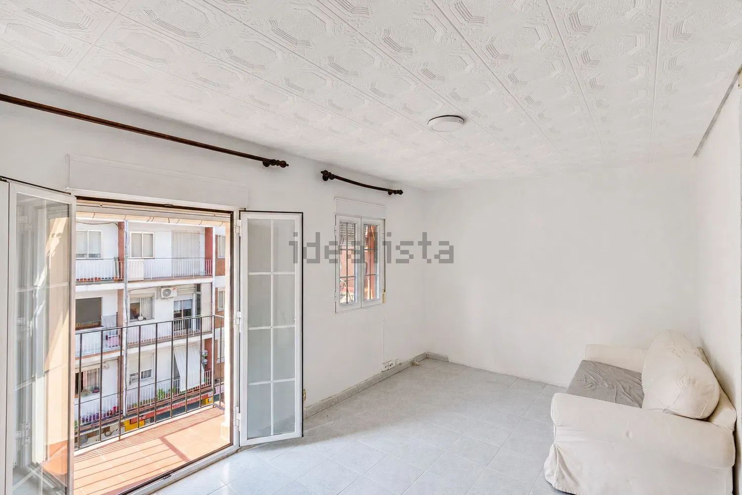 Piso en Calle de Tucán, 32, Vista Alegre, Madrid — Madrid · 239000€/mes