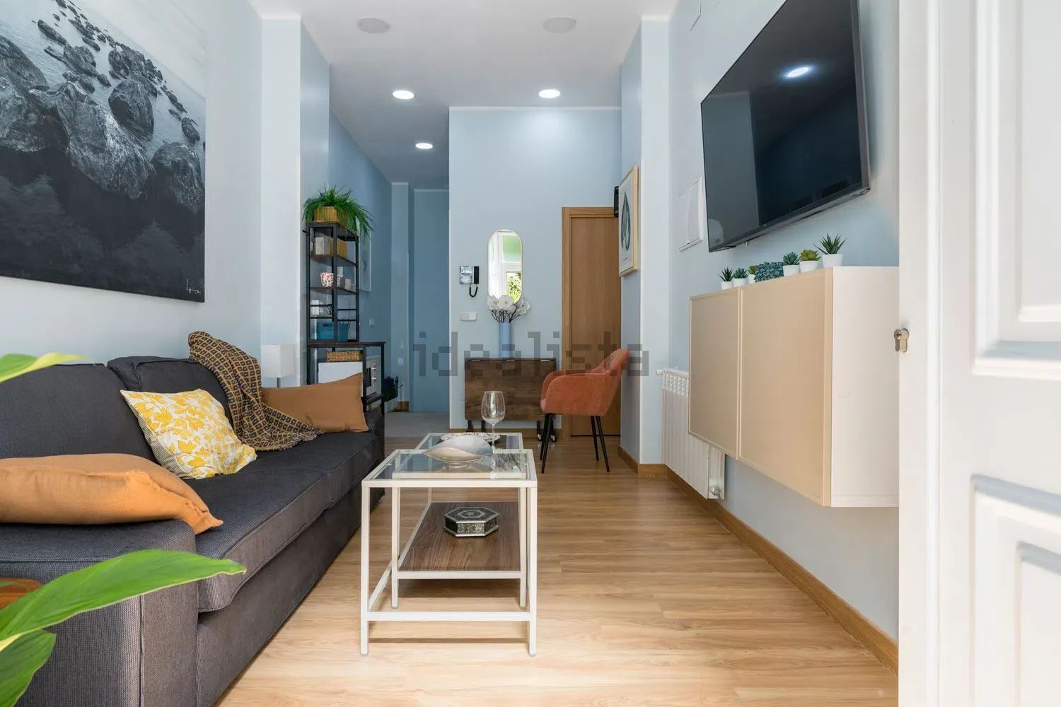 Piso en Calle de la Virgen del Coro, 5, Concepción, Madrid — Madrid · 1600€/mes