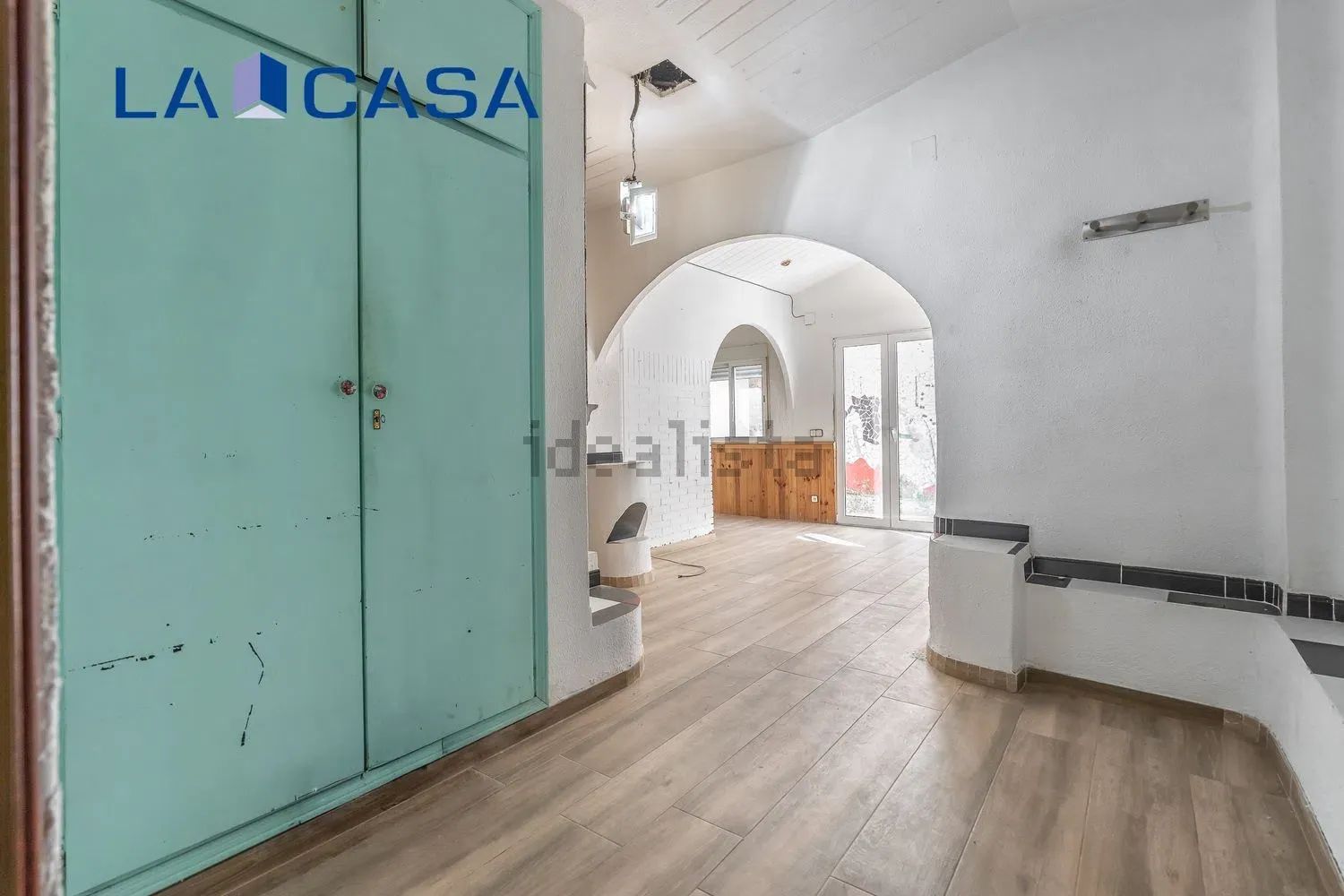 Piso en Calle de Aldea del Fresno, Chopera, Madrid — Madrid · 220000€/mes
