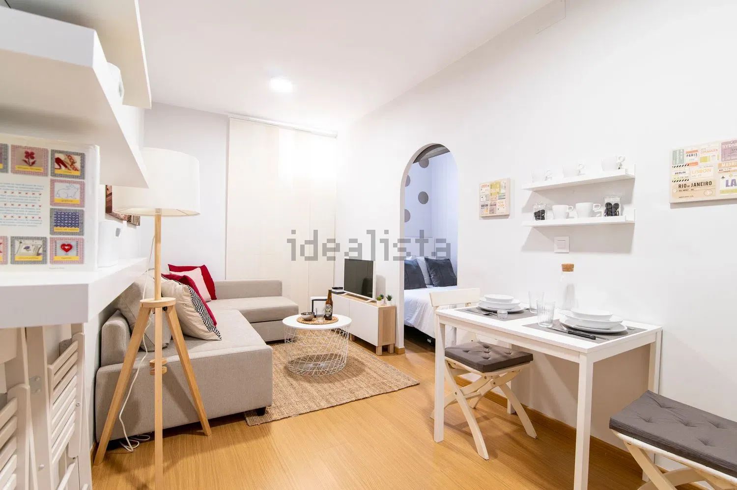 Piso en Calle de Almadén, 13, Huertas-Cortes, Madrid — Madrid · 1280€/mes