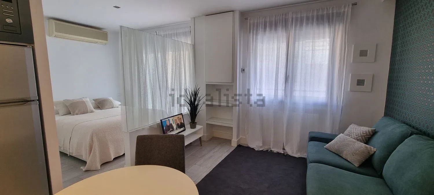 Estudio en Calle de José María de Castro, 9, Cuatro Caminos, Madrid — Madrid · 1200€/mes