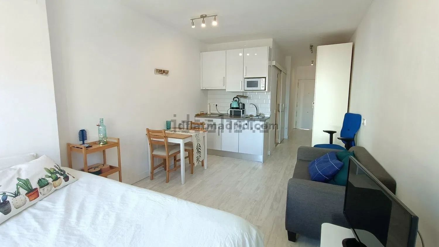 Estudio en Calle Embajadores, Palos de la Frontera, Madrid — Madrid · 1200€/mes
