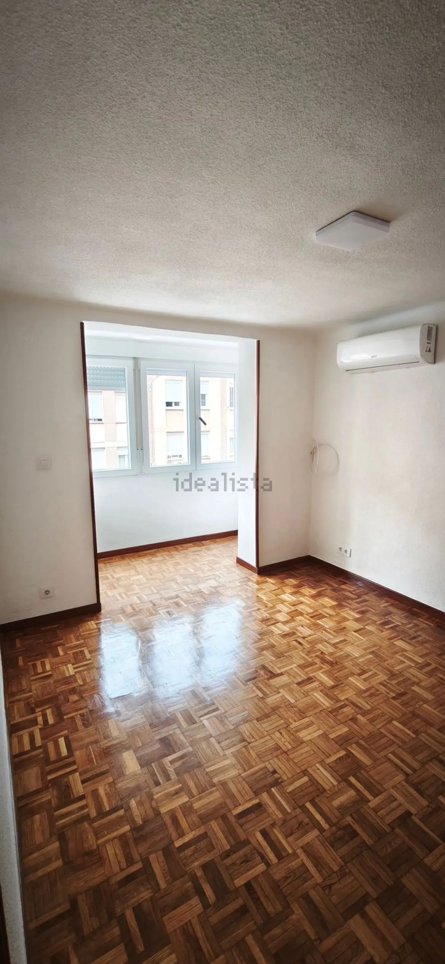 Piso en Avenida del Marqués de Corbera, 57, Ventas, Madrid — Madrid · 1375€/mes