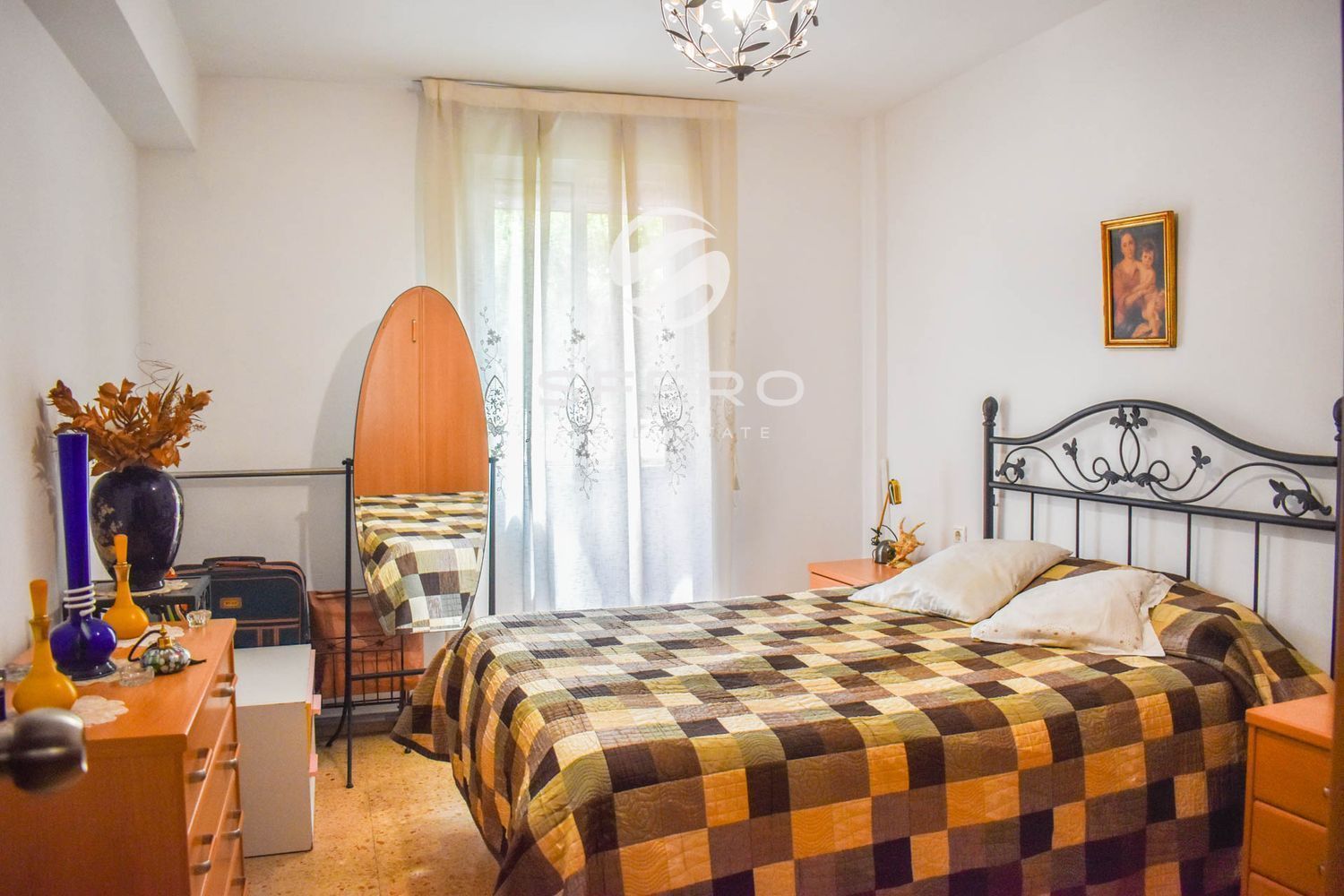 Piso de 4 dormitorios junto a Roig Arena — Valencia · Venta (REF 1255) — Valencia · 235000